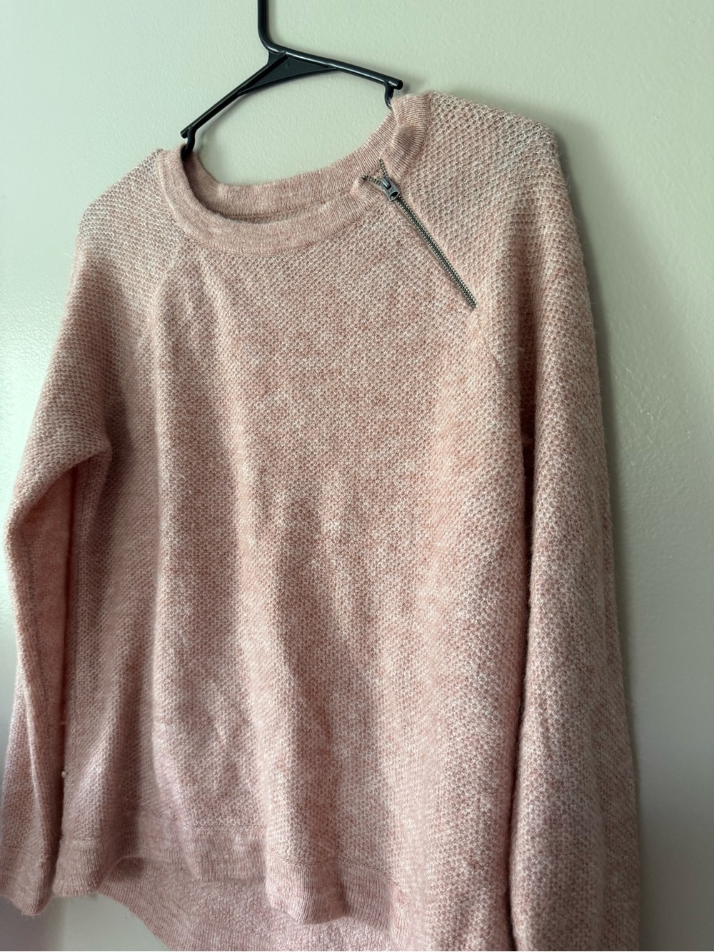 Abercrombie & Fitch Cozy Pink Crewneck Sweater with Zip Accent
